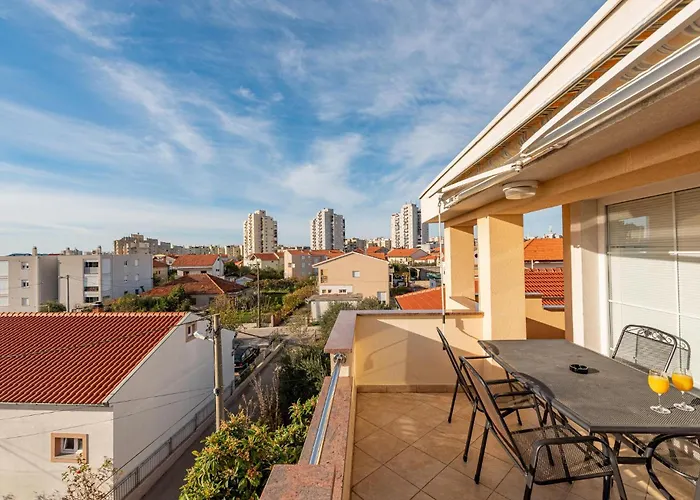 2 Bedroom Awesome In Zadar