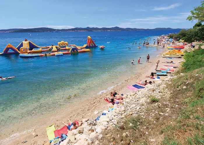 2 Bedroom Awesome In Apartament Zadar