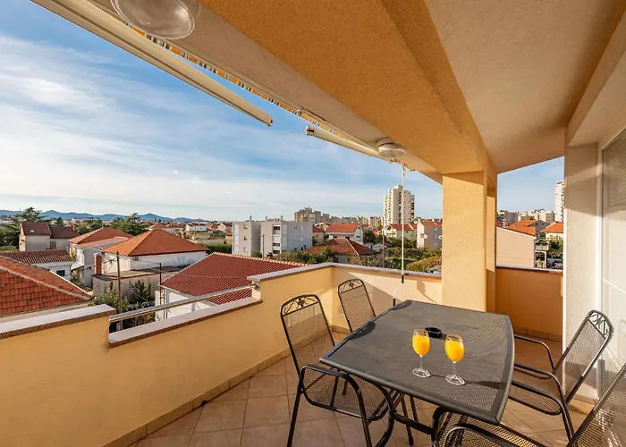 2 Bedroom Awesome In