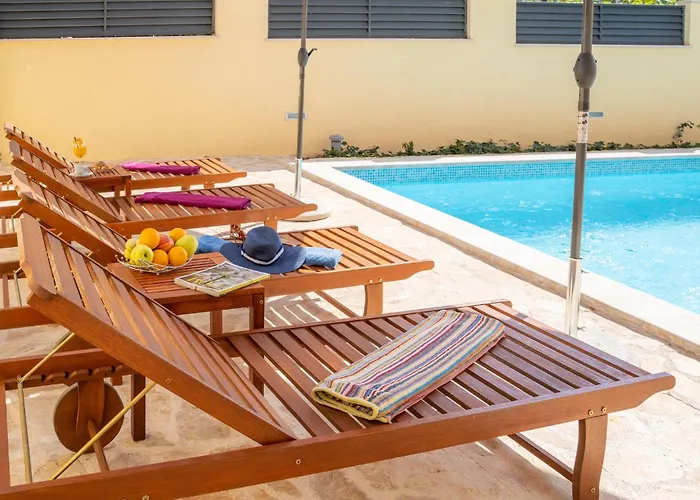 2 Bedroom Awesome In *