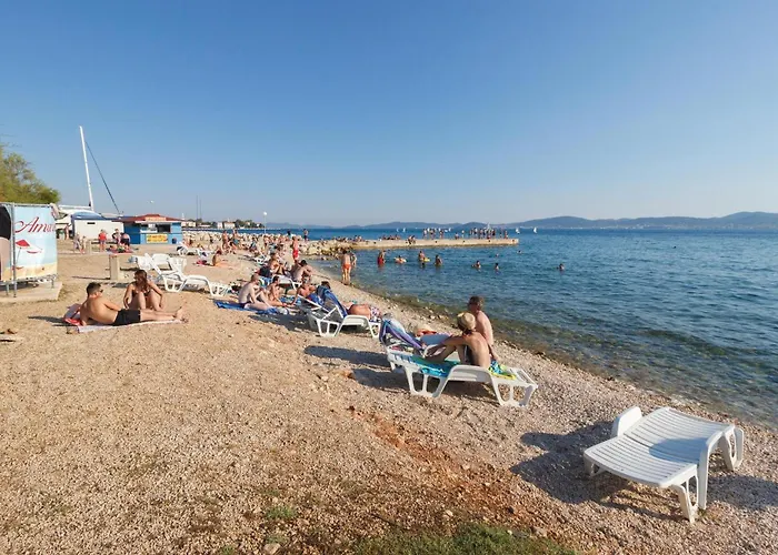 2 Bedroom Awesome In Διαμέρισμα *